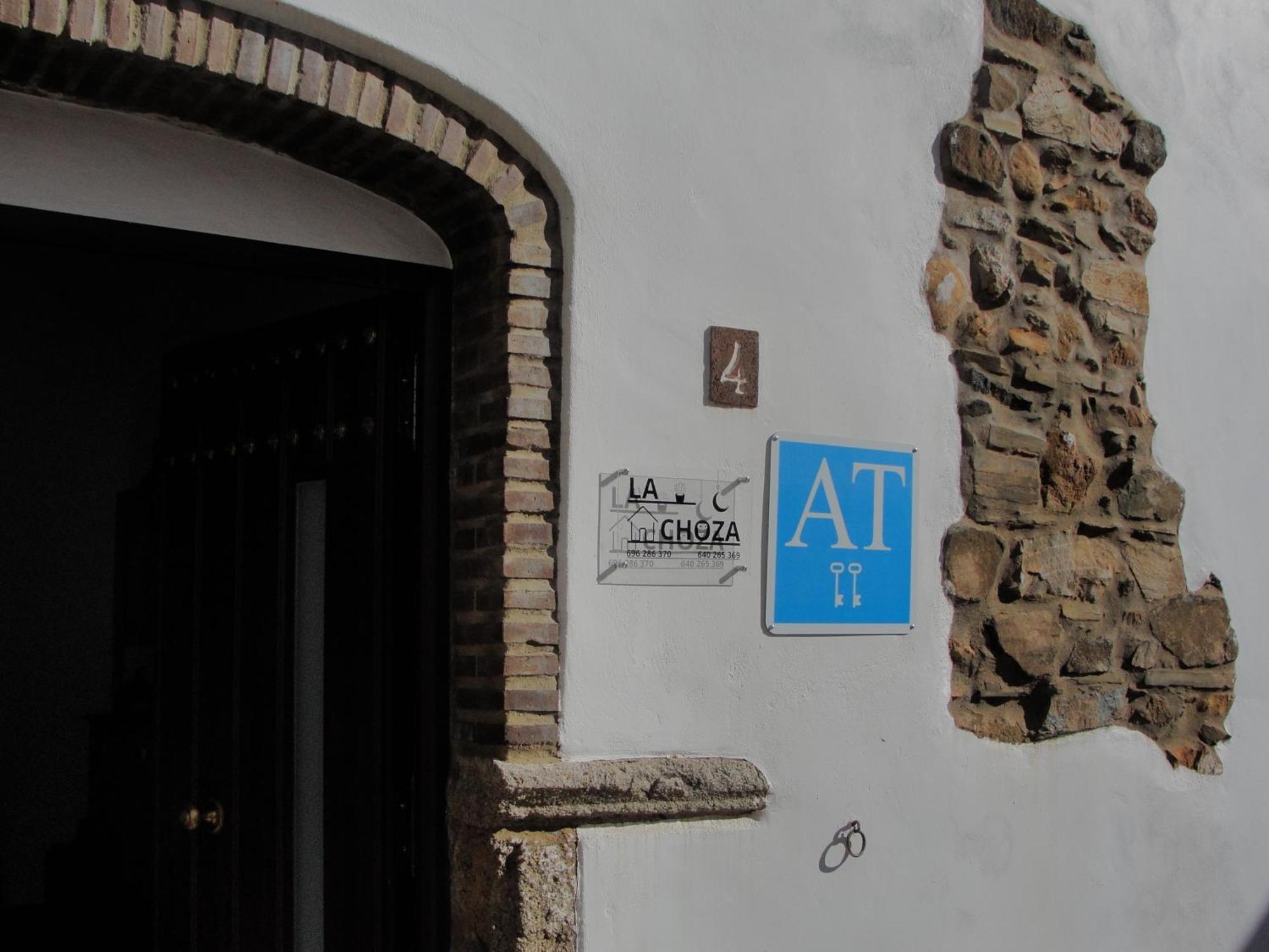Apartamento Turistico La Choza Jerez De Los Caballeros Eksteriør bilde